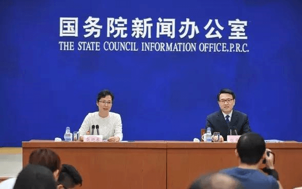 《打贏藍(lán)天保衛(wèi)戰(zhàn)三年行動(dòng)計(jì)劃》即將實(shí)施 《打贏藍(lán)天保衛(wèi)戰(zhàn)三年行動(dòng)計(jì)劃》即將實(shí)施